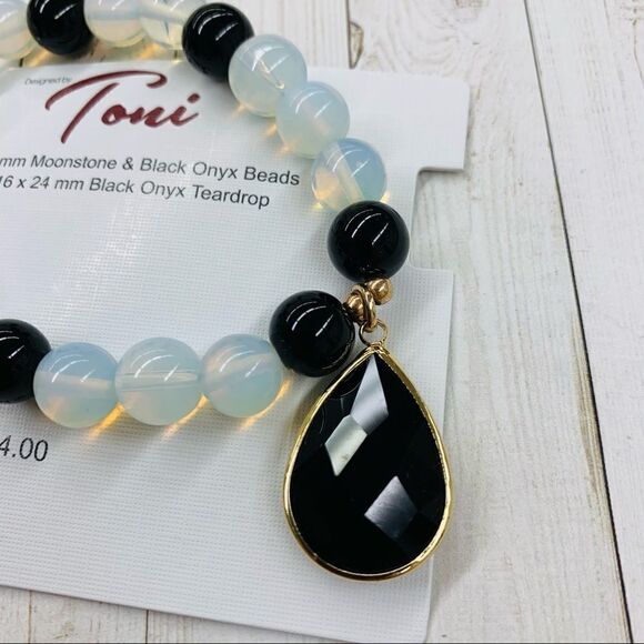 Toni Moonstone and Onyx Stretch Bracelet - Picture 2 of 2